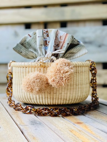 Nantucket lightship basket - nantucket,
